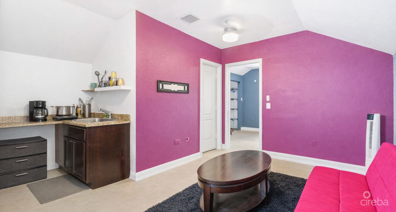 Lookout Gardens Family Estate