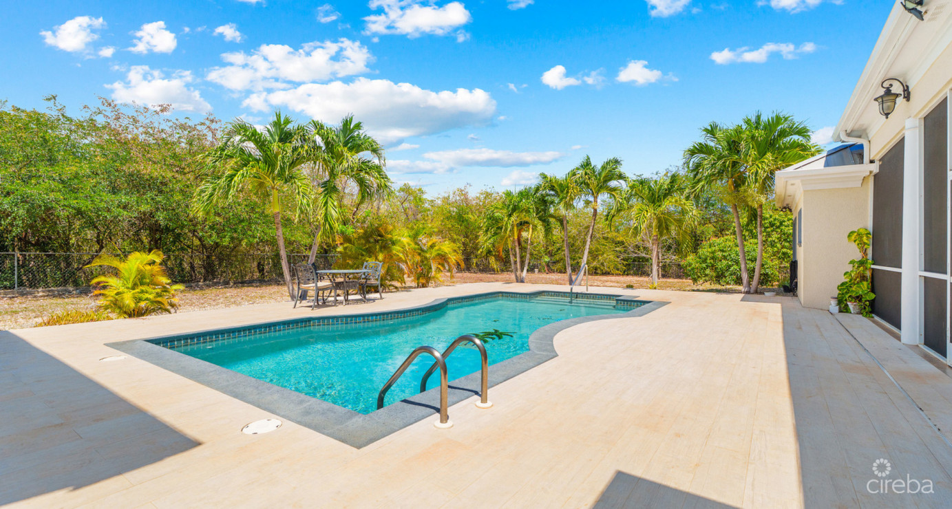 Lookout Gardens Family Estate