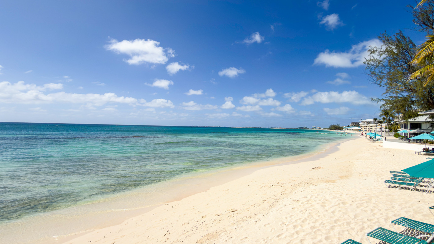 Plantation Village - 7 Mile Beach Condo