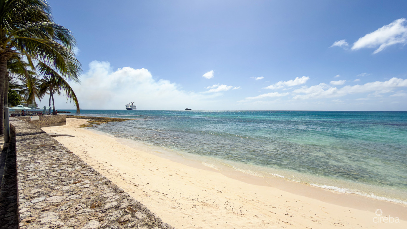 Plantation Village - 7 Mile Beach Condo