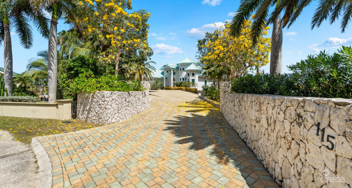 Diamond Point  Patrick's Island - Exceptional Peninsula Estate With Easy 2 Bed Expansion