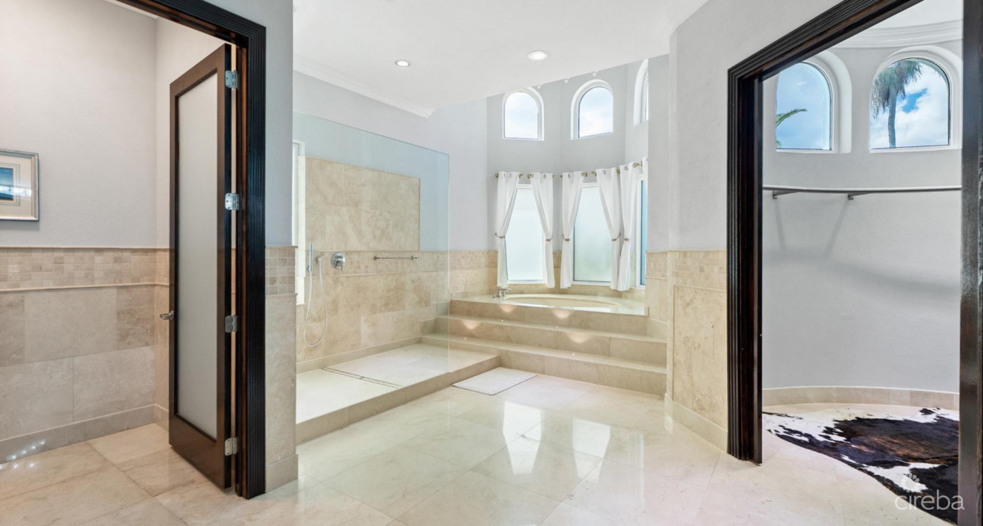 Diamond Point  Patrick's Island - Exceptional Peninsula Estate With Easy 2 Bed Expansion