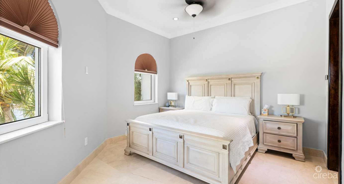 Diamond Point  Patrick's Island - Exceptional Peninsula Estate With Easy 2 Bed Expansion