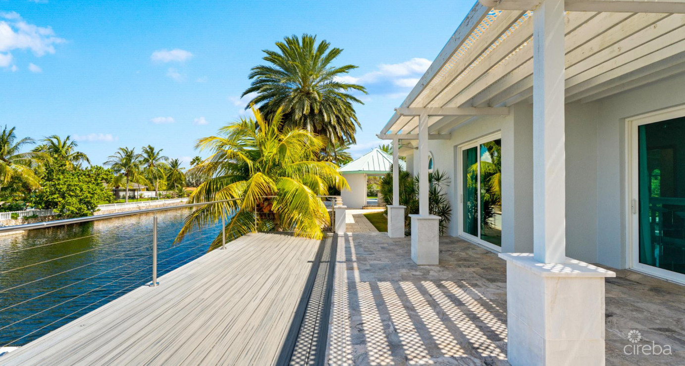 Diamond Point  Patrick's Island - Exceptional Peninsula Estate With Easy 2 Bed Expansion