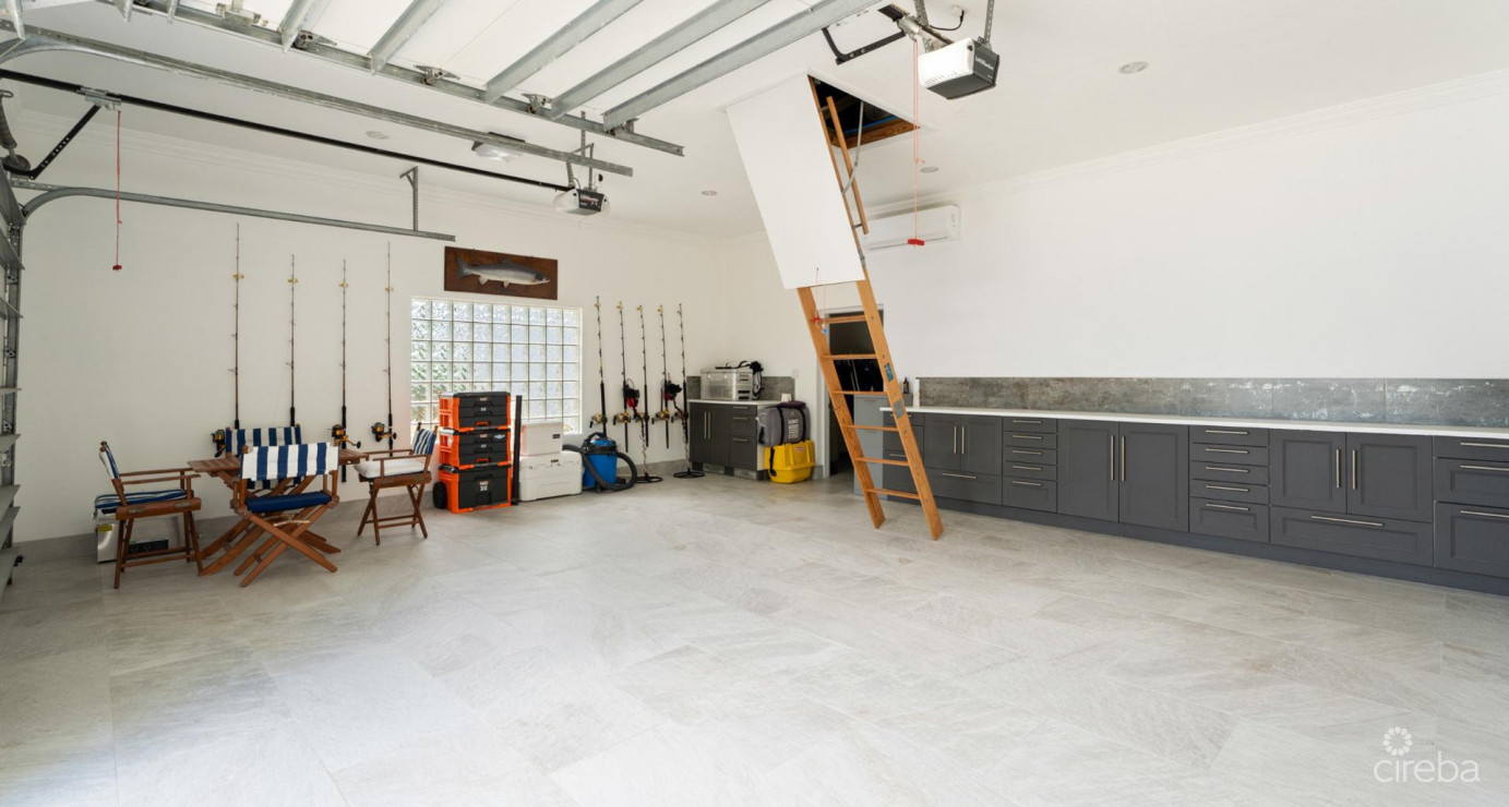 Diamond Point  Patrick's Island - Exceptional Peninsula Estate With Easy 2 Bed Expansion