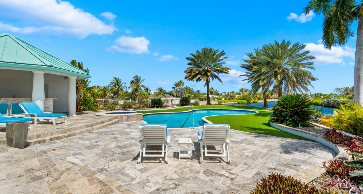 Diamond Point  Patrick's Island - Exceptional Peninsula Estate With Easy 2 Bed Expansion