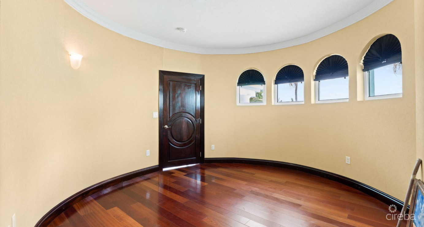 Diamond Point  Patrick's Island - Exceptional Peninsula Estate With Easy 2 Bed Expansion