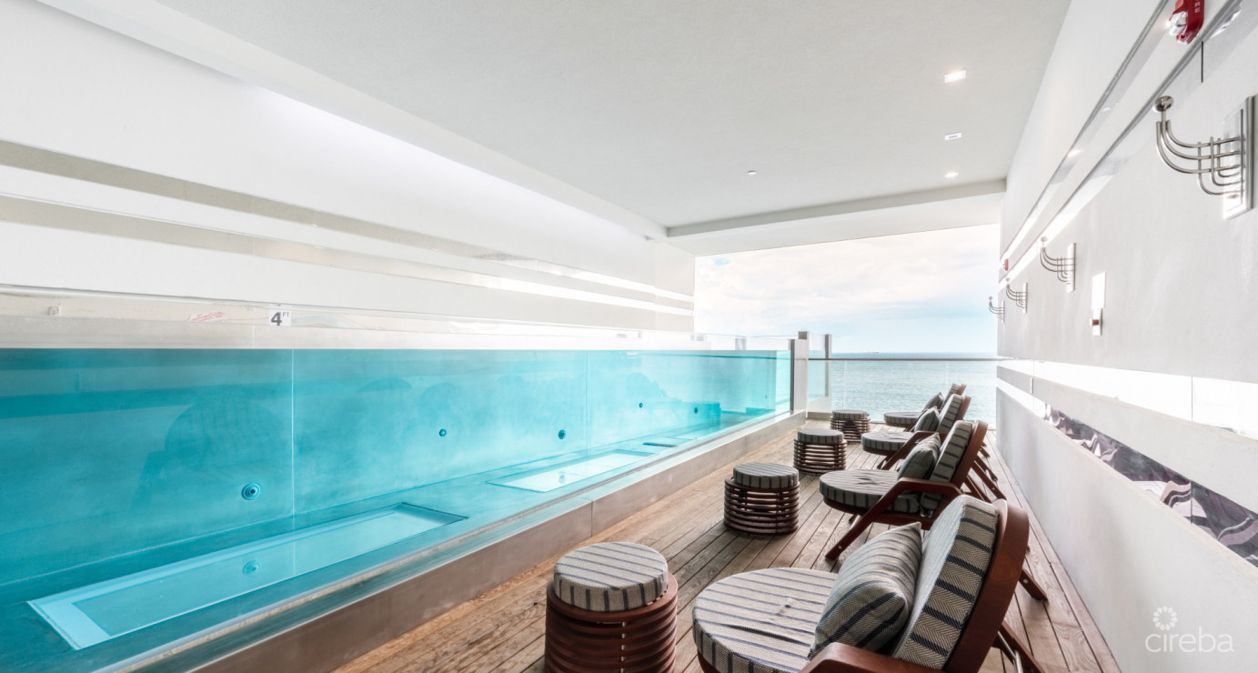 1fin- Single Level Corner Condo With Excellent Layout