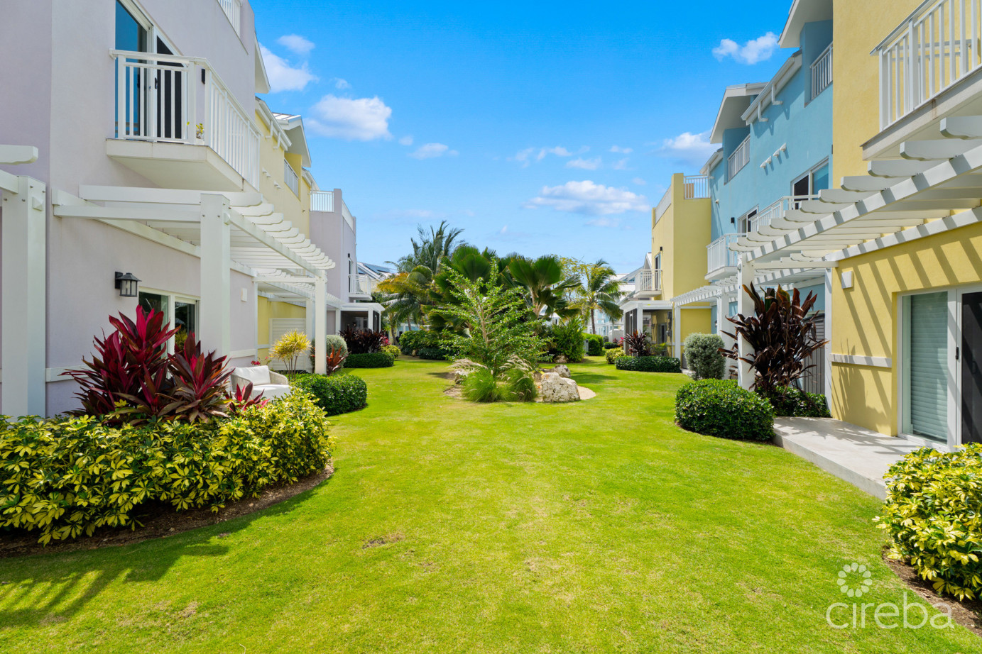 The Meadows At Batabano - 3 Bed Townhome With Roof Terrace