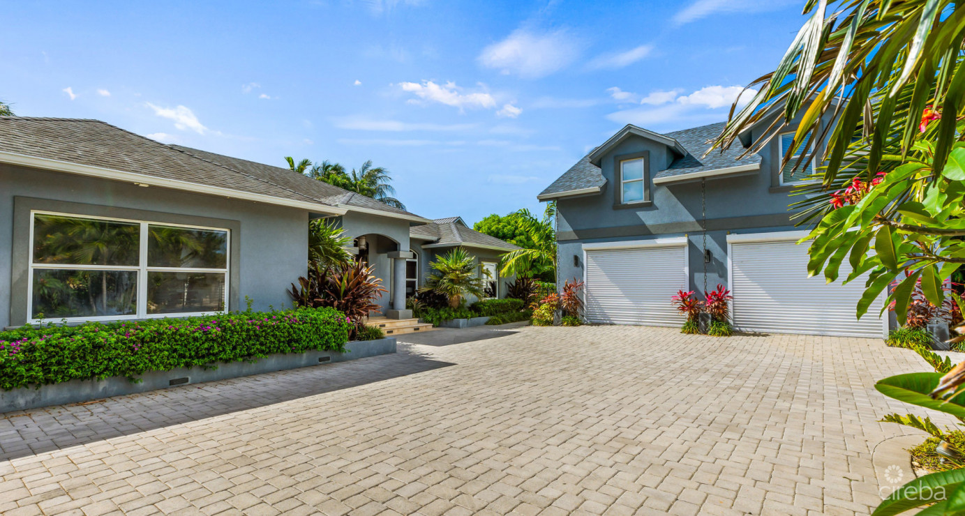 Private Savannah Sanctuary With Resort-style Grounds And Income Potential