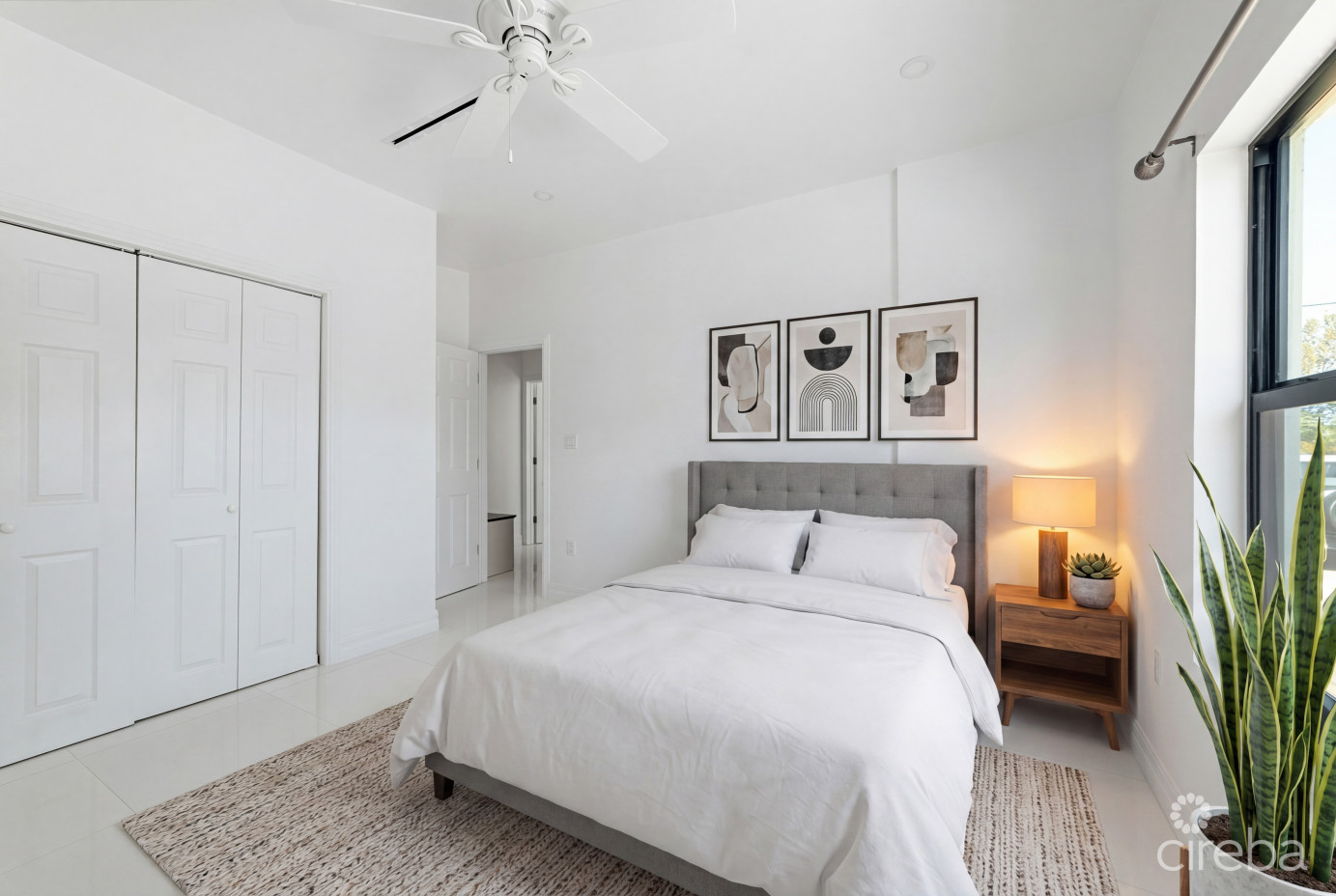 Brand New 3-bedroom Home In Hyre View