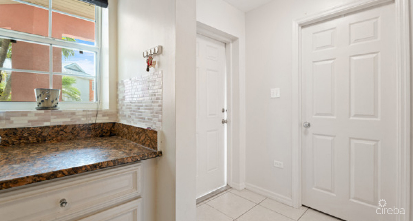 Cayman Crossing Unit #27 South Sound