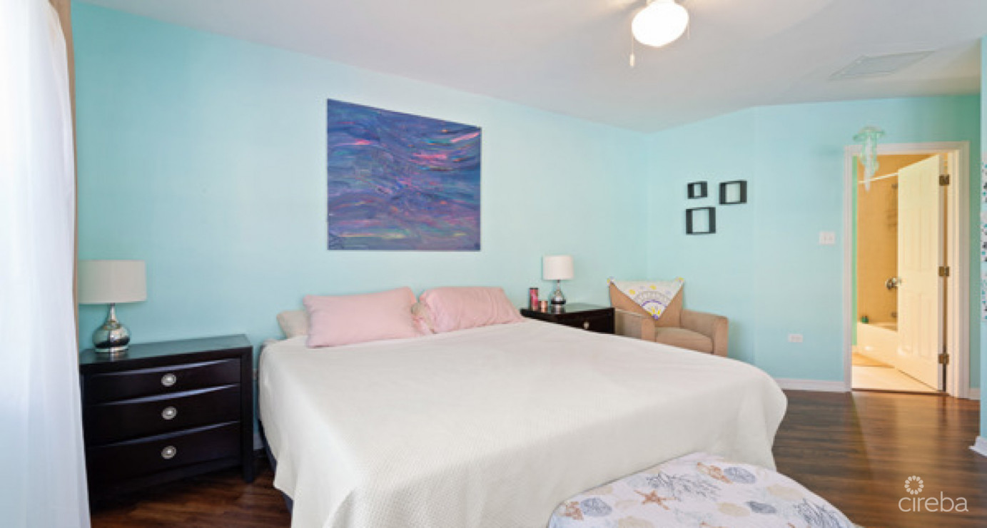 Cayman Crossing Unit #27 South Sound