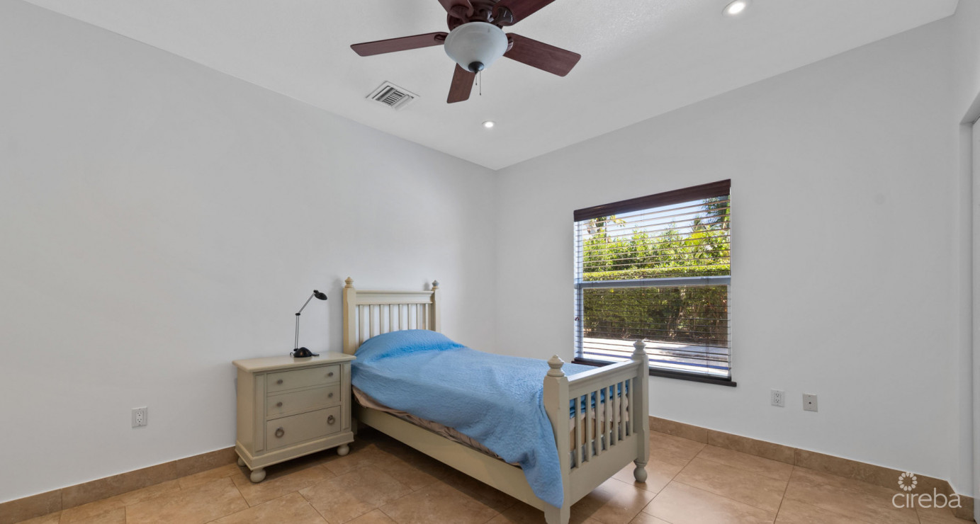 Private Savannah Sanctuary With Resort-style Grounds And Income Potential