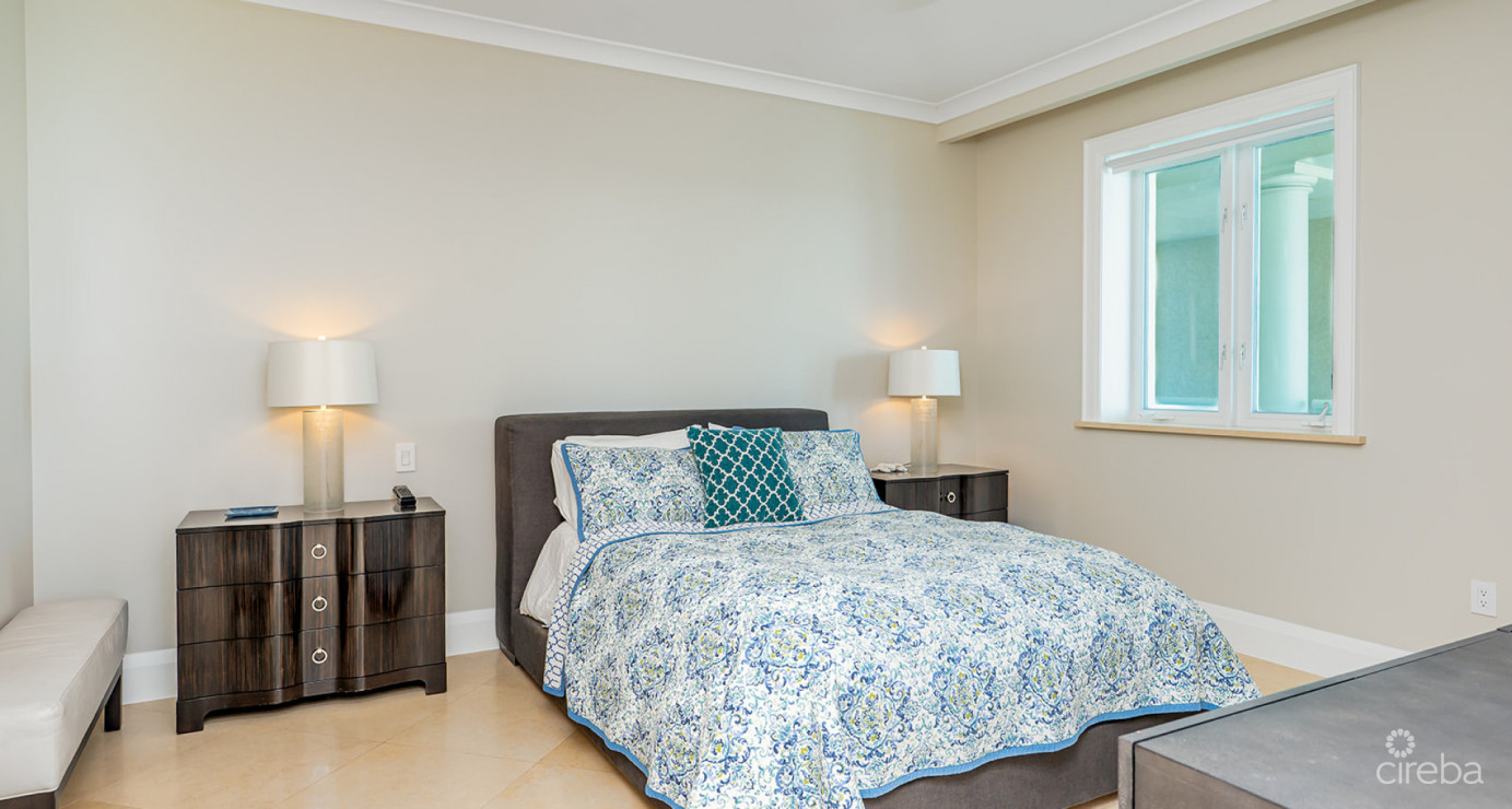 Watercolours - Superb Corner 4 Br Residence