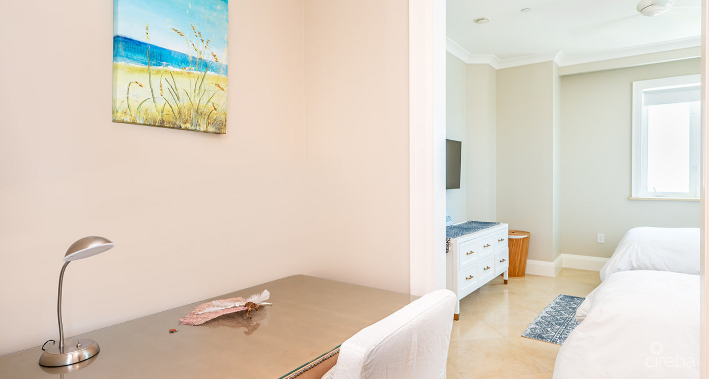 Watercolours - Superb Corner 4 Br Residence