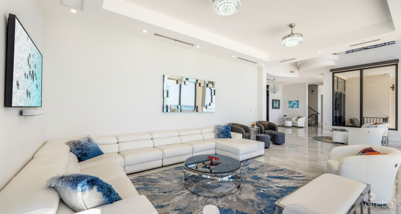 Oasis 7 - Beachfront Estate