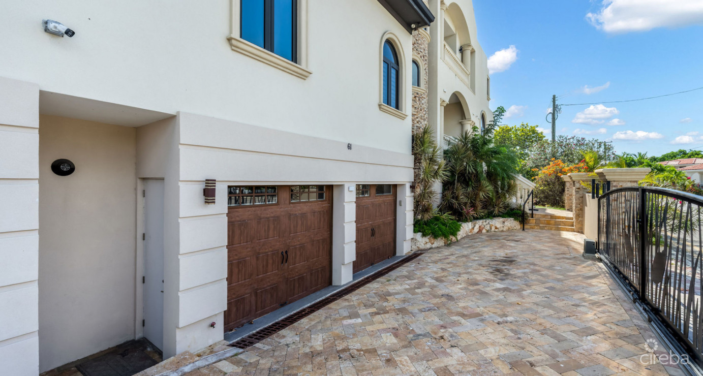 Oasis 7 - Beachfront Estate