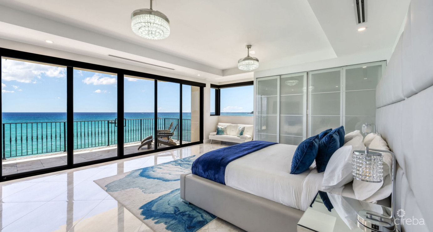 Oasis 7 - Beachfront Estate