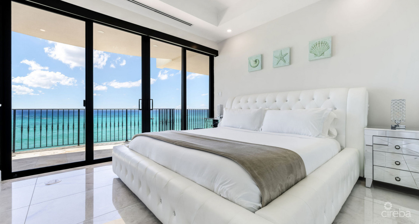 Oasis 7 - Beachfront Estate