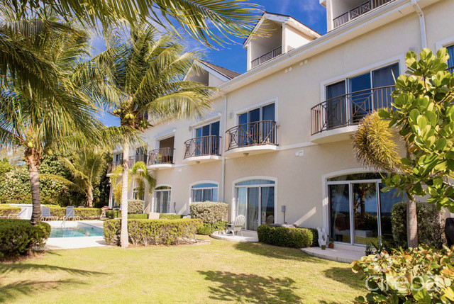 Harbour Point Oceanfront 3 Bed Plus Office