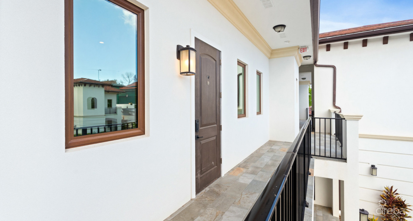 Highly Upgraded Villa Marbella #11 (2nd Floor Executive Residence)