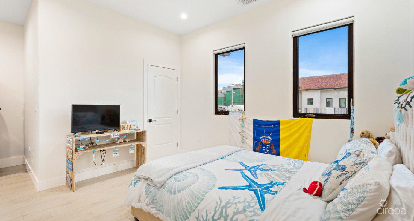 Highly Upgraded Villa Marbella #11 (2nd Floor Executive Residence)