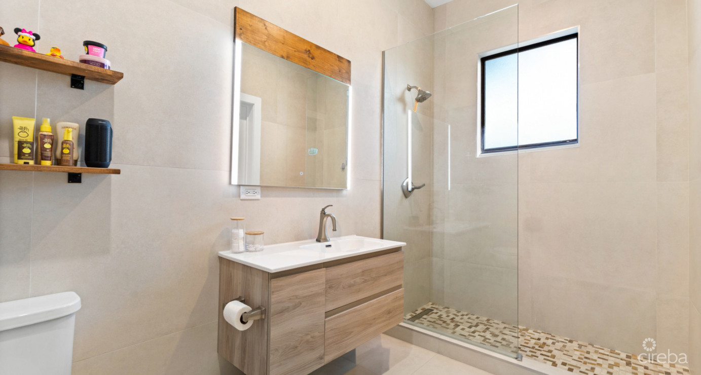 Highly Upgraded Villa Marbella #11 (2nd Floor Executive Residence)
