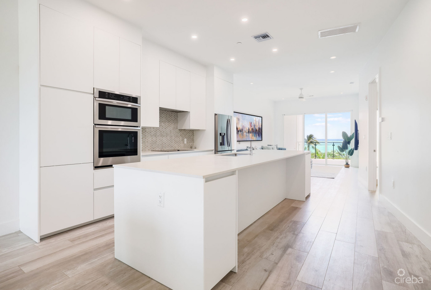 Aura #305 Oceanfront