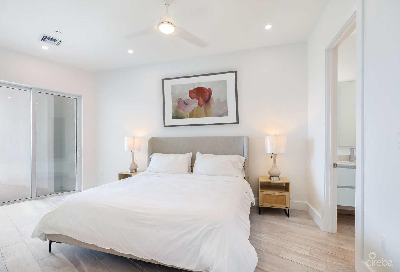 Aura #305 Oceanfront
