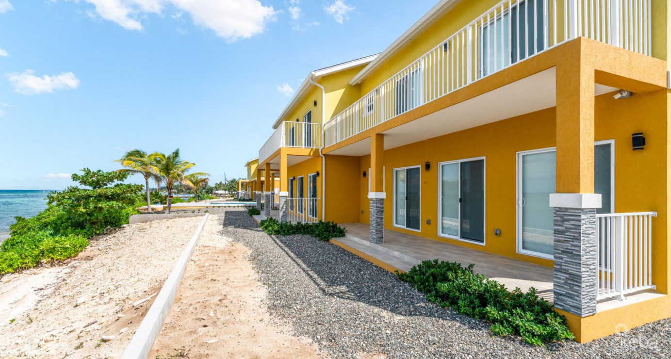 Long Pointe View Villas #4  North Side - Corner Unit, Exclusive Beachfront Escape & Investment