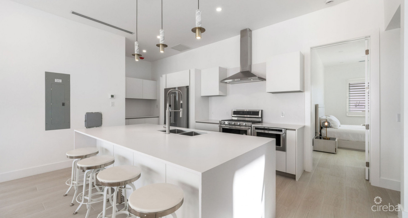 Oceans 9 Beachfront Detached Home