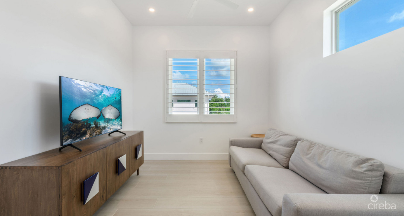 Oceans 9 Beachfront Detached Home