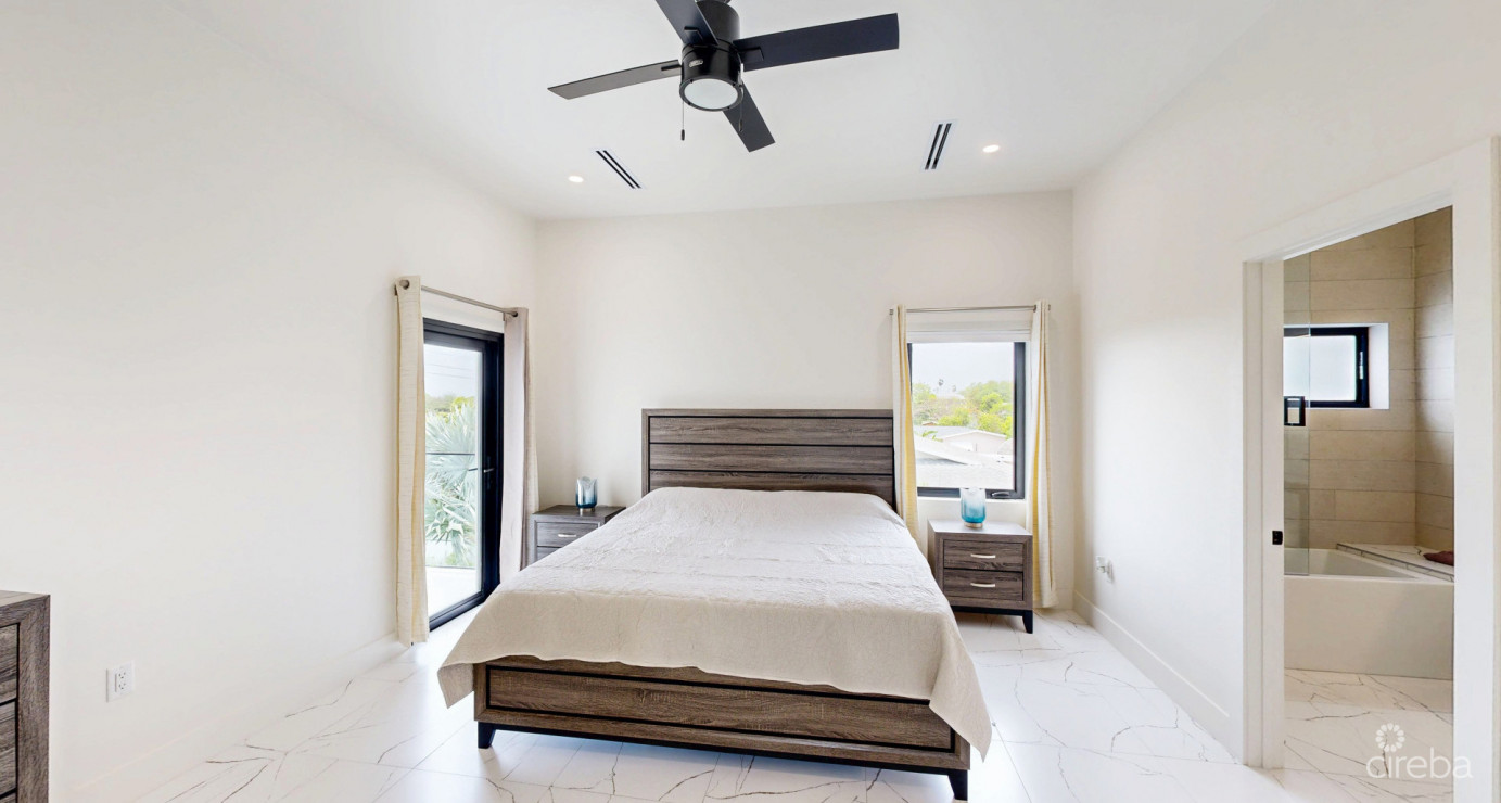 Brand New Luxury Villa