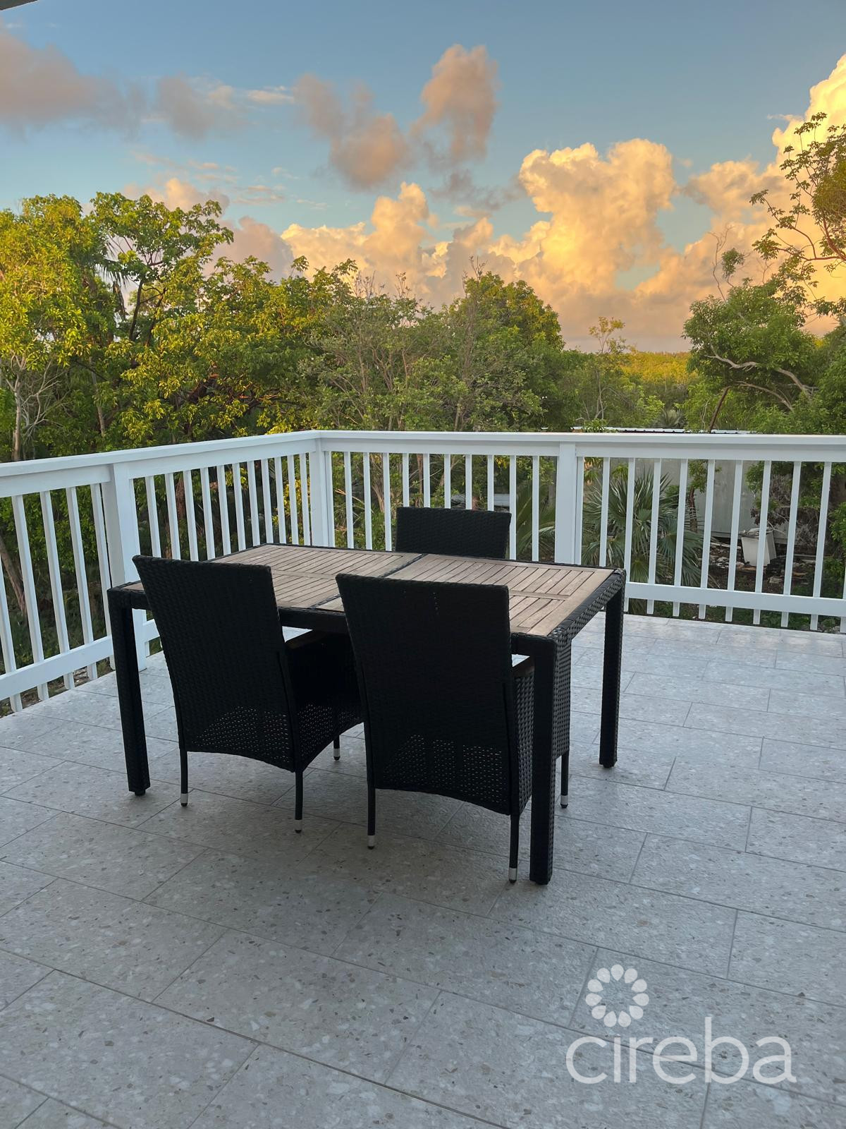 Little Cayman 4 Bedroom Residential Home