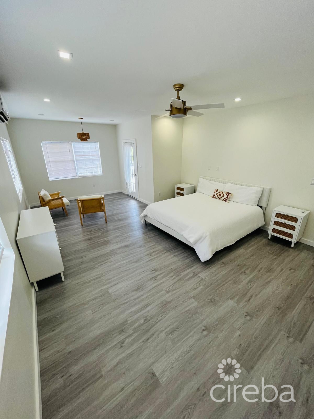 Little Cayman 4 Bedroom Residential Home