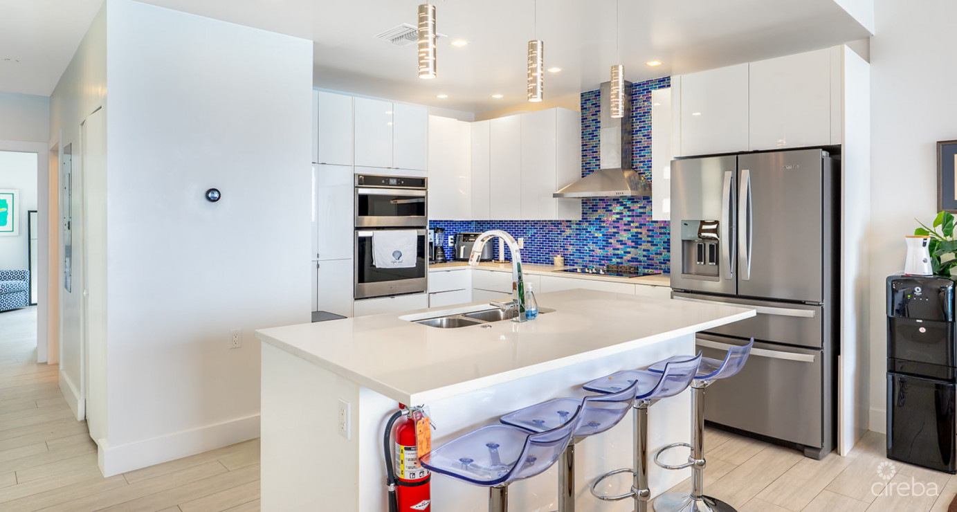 Lighthouse Point Residences - Prime Corner Unit