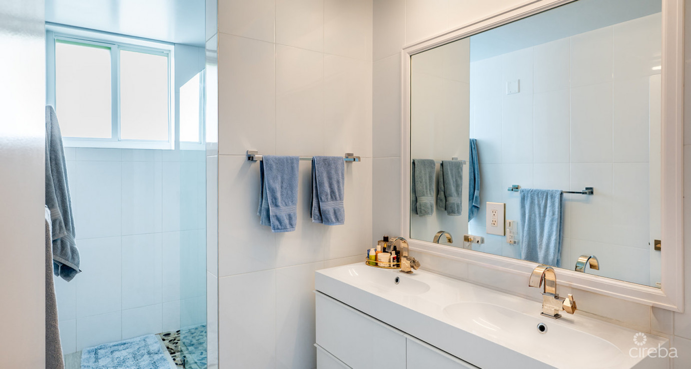 Lighthouse Point Residences - Prime Corner Unit