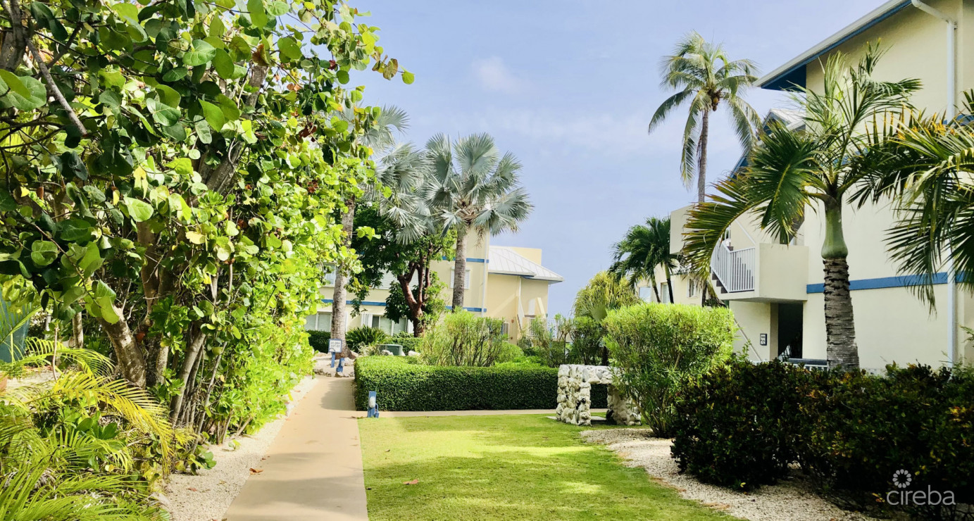 The Retreat - 2 Bed 2.5 Bath