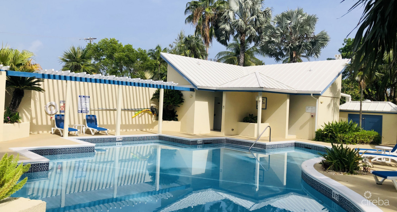 The Retreat - 2 Bed 2.5 Bath