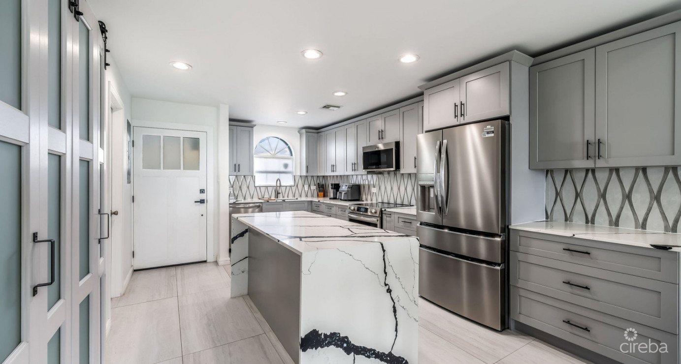 Windsor Village Direct Ocean Front 2 Bedroom