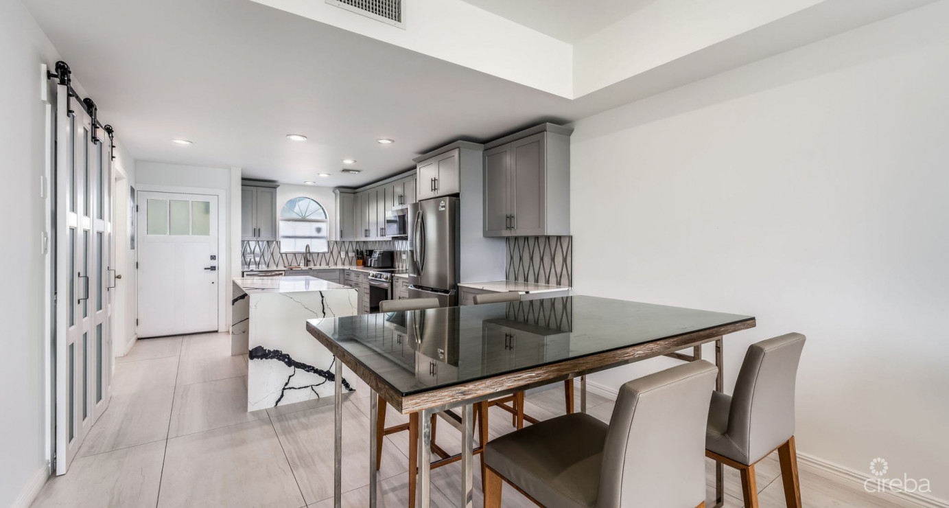 Windsor Village Direct Ocean Front 2 Bedroom