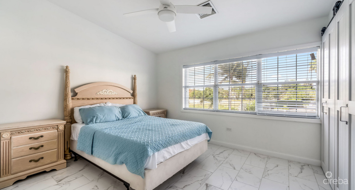 Windsor Village Direct Ocean Front 2 Bedroom