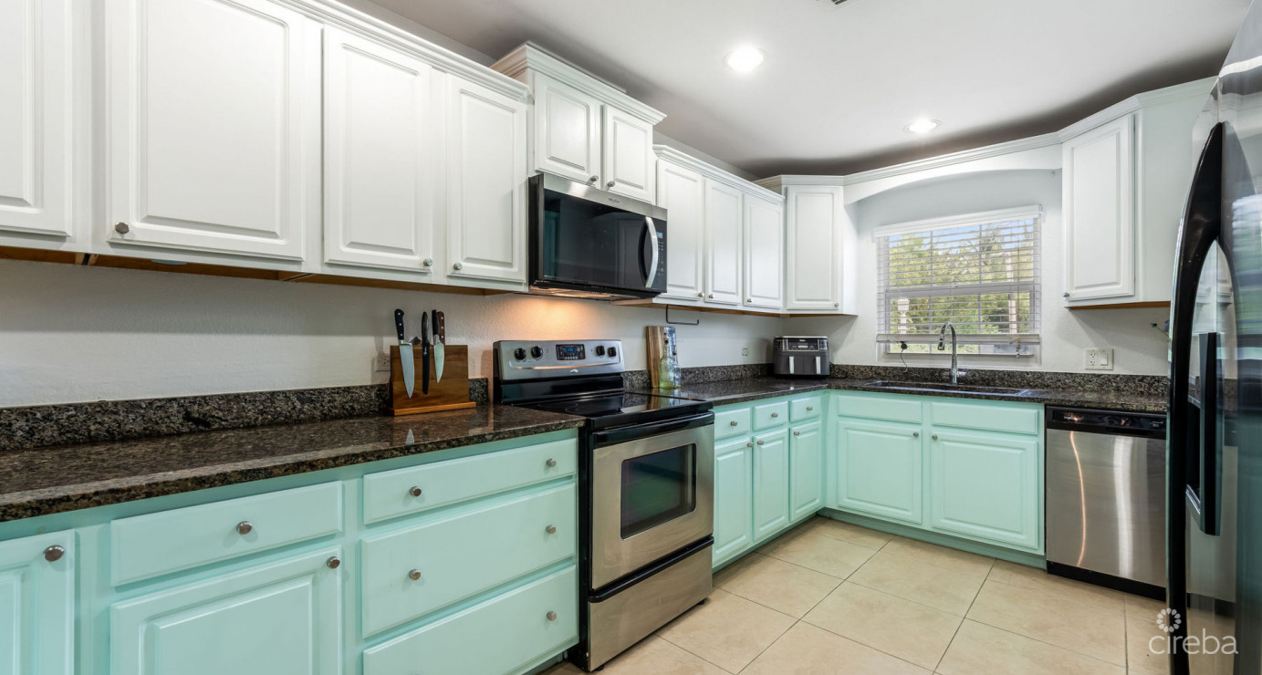 Canal Front Large 2 Bed 2.5 Bath Townhome In Omega Bay With Dock Space