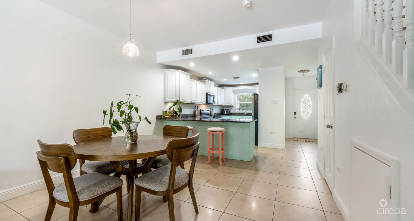 Canal Front Large 2 Bed 2.5 Bath Townhome In Omega Bay With Dock Space