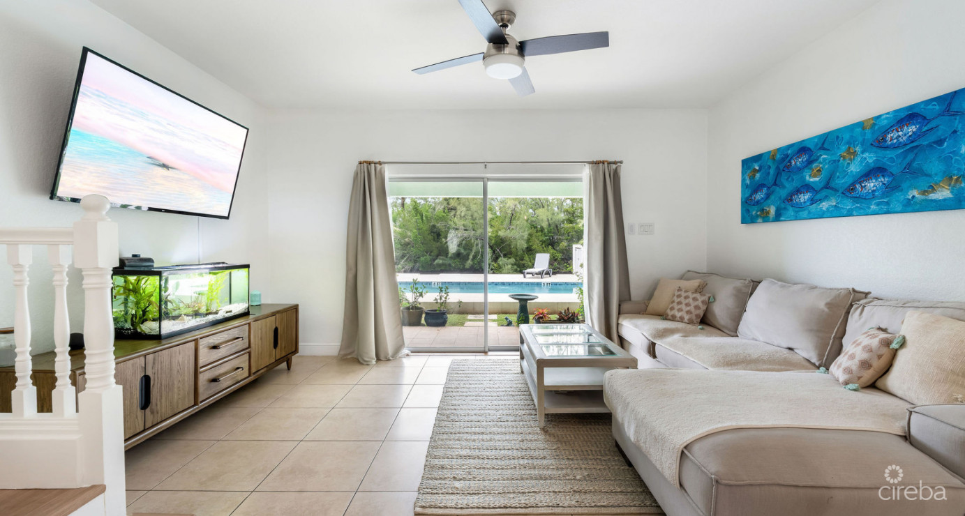 Canal Front Large 2 Bed 2.5 Bath Townhome In Omega Bay With Dock Space