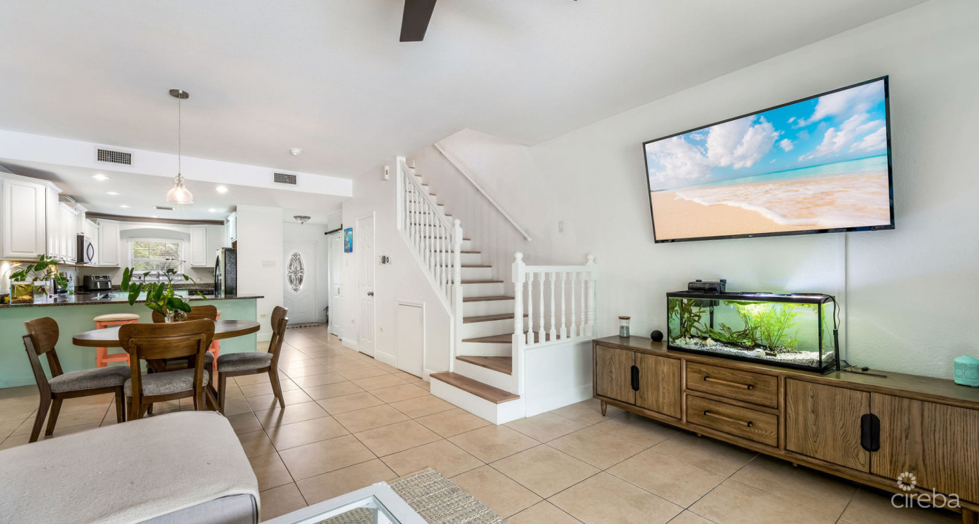 Canal Front Large 2 Bed 2.5 Bath Townhome In Omega Bay With Dock Space