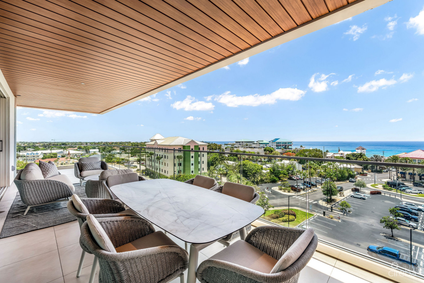 Onegt 601 - Signature Grand Residence
