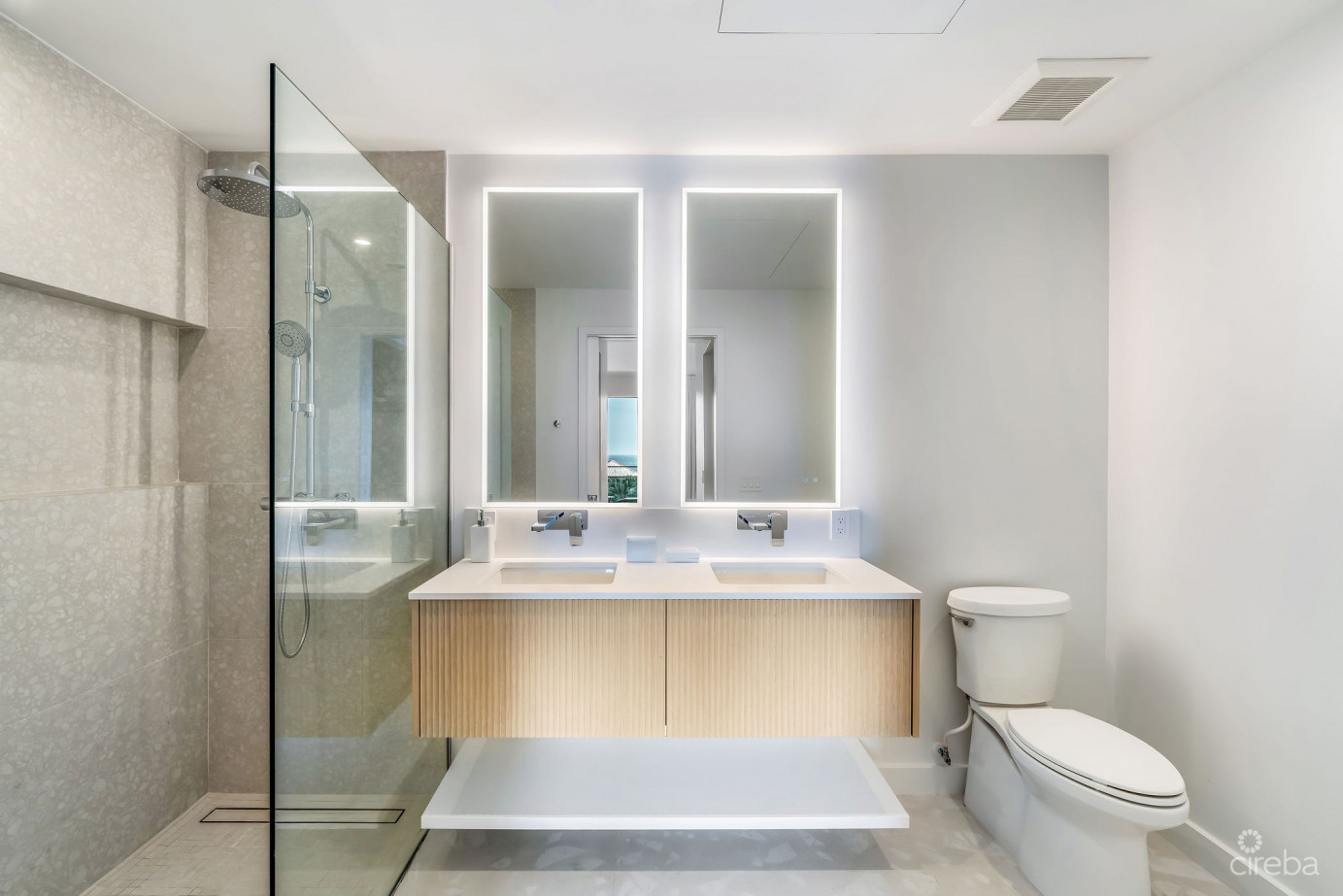 Onegt 501 - Front-row Ocean View 2-bed Residence