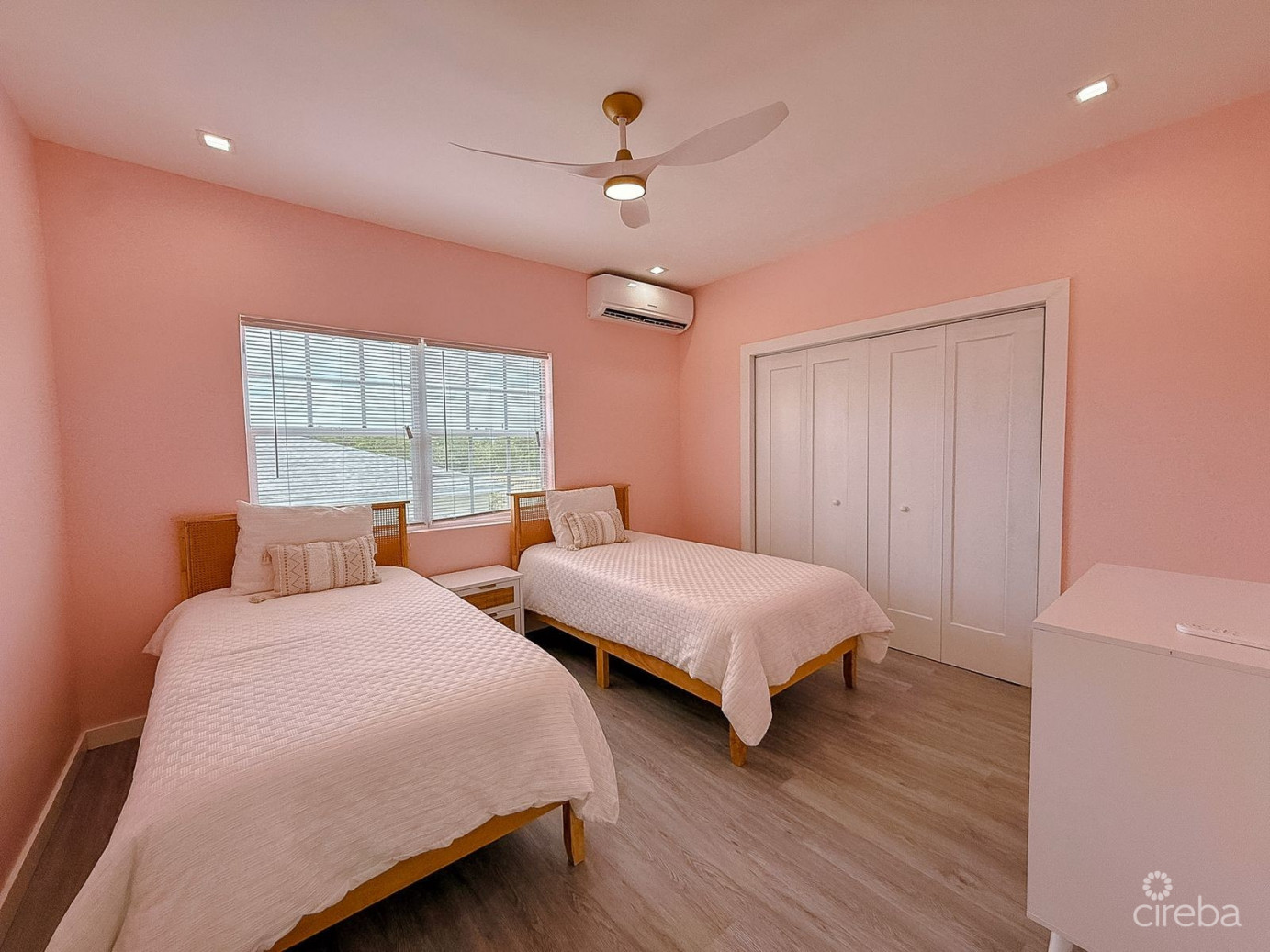 Little Cayman 4 Bedroom Residential Home